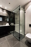 Dhotel