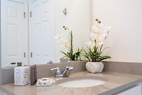 2194 FMP - Solara - Luxury 4 Bed Private Pool