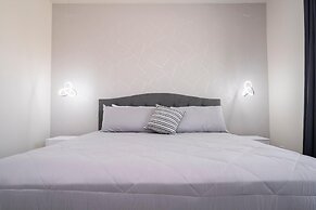 2194 FMP - Solara - Luxury 4 Bed Private Pool