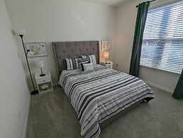 2194 FMP - Solara - Luxury 4 Bed Private Pool