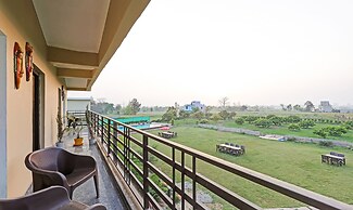 Treebo Kaira Resort With Pool View, 5 Km From Jim Corbett Jungle Safar