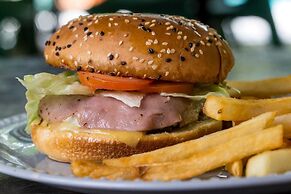 LOL-HA Hotel Boutique