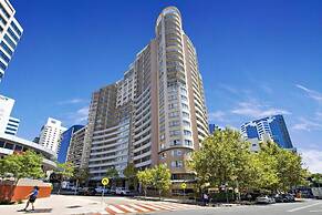 Chatswood Hotel In Mantra Building