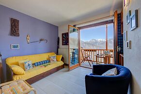 Rebecca's House (few steps from skiing)