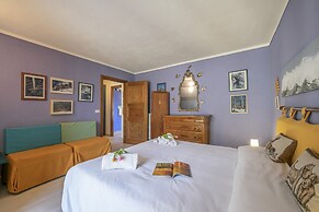 Rebecca's House (few steps from skiing)