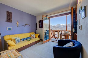 Rebecca's House (few steps from skiing)