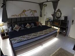 Kakaku The Guest House