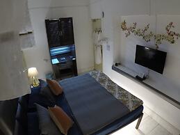 Kakaku The Guest House