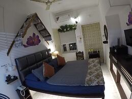 Kakaku The Guest House