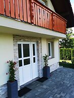 Vineyard cottage Na hribu