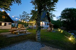 Plitvice Holiday Lodge