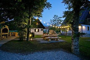 Plitvice Holiday Lodge
