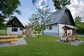 Plitvice Holiday Lodge