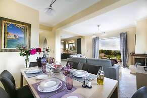 Rose Villa in Svoronata