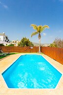 Villa Yiangos in Neo Chorio