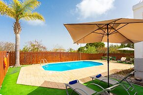 Villa Yiangos in Neo Chorio