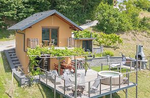 Vineyard cottage Soncni gric