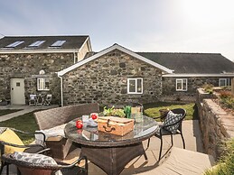 Bwthyn Gwenyn Yr Haf