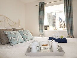 Bwthyn Gwenyn Yr Haf