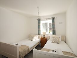 Bwthyn Gwenyn Yr Haf