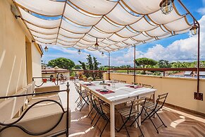 Terrazza Apuana A Few Steps From The Sea