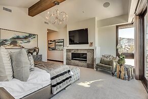 Stunning 6-bedroom Chalet in Heart of Park City 6 Home by Redawning