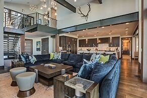 Stunning 6-bedroom Chalet in Heart of Park City 6 Home by Redawning