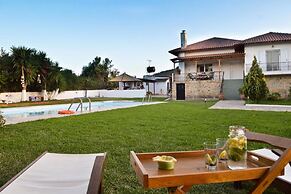 Villa John Dimeon Kato Achaia With Pool