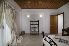 Villa John Dimeon Kato Achaia With Pool