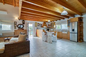 Villa John Dimeon Kato Achaia With Pool