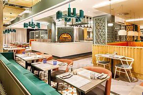 Holiday Inn Manchester Airport by IHG