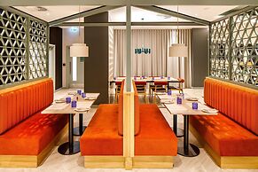 Holiday Inn Manchester Airport by IHG