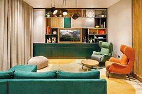 Holiday Inn Manchester Airport by IHG