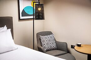 Holiday Inn Manchester Airport by IHG