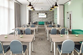 Holiday Inn Manchester Airport by IHG