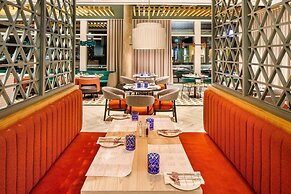 Holiday Inn Manchester Airport by IHG