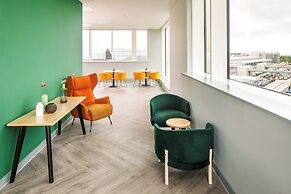 Holiday Inn Manchester Airport by IHG