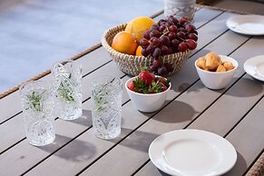 Lithies Zante Living