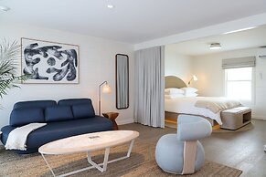 The Shoals Suites and Slips