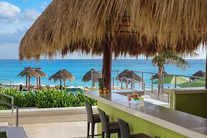 The Westin Cancun Resort Villas & Spa