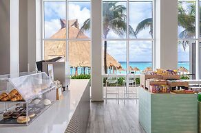 The Westin Cancun Resort Villas & Spa