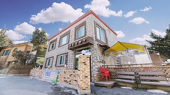 Pocheon Bomulsum Pension