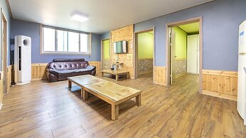 Pocheon Bomulsum Pension