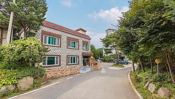 Pocheon Bomulsum Pension