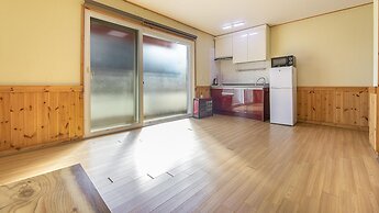 Pocheon Bomulsum Pension