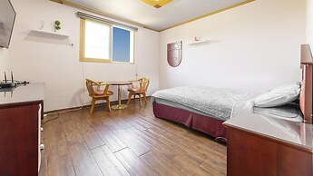 Pocheon Bomulsum Pension