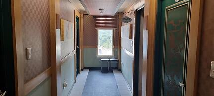 Pocheon Bomulsum Pension