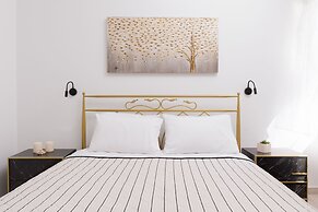 Salt and Sun Apartments by Konnect, Kaminaki Beach