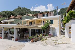 Salt and Sun Apartments by Konnect, Kaminaki Beach