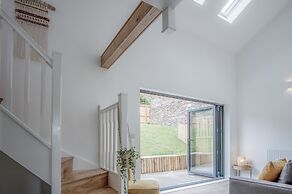 Brook Cottage Green - 2 Bedroom - Dale